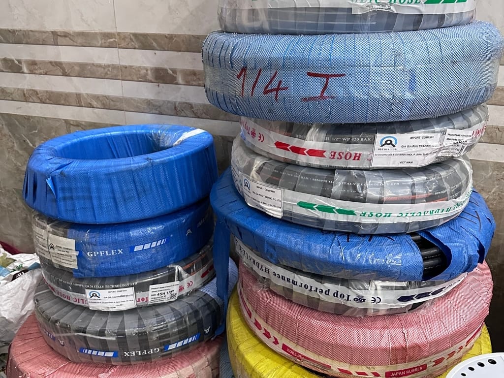 Hỗ trợ trọn gói mở cửa hàng bấm ống